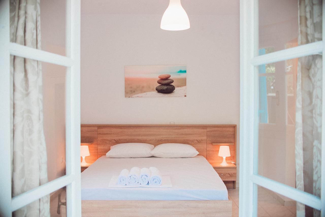 Nerina Studios Áyios Nikítas Extérieur photo